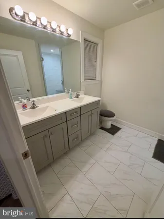 $600,000 | 407 Touhy Avenue, Pitman, NJ 08071