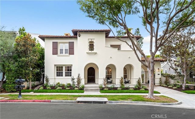 $6,600,000 | 15 Boardwalk, Newport Beach, CA 92660
