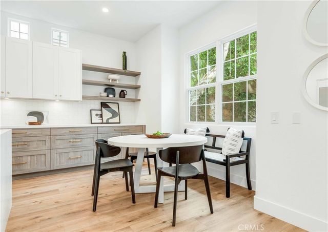 $6,600,000 | 15 Boardwalk, Newport Beach, CA 92660