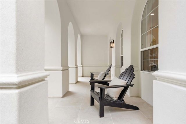 $6,600,000 | 15 Boardwalk, Newport Beach, CA 92660