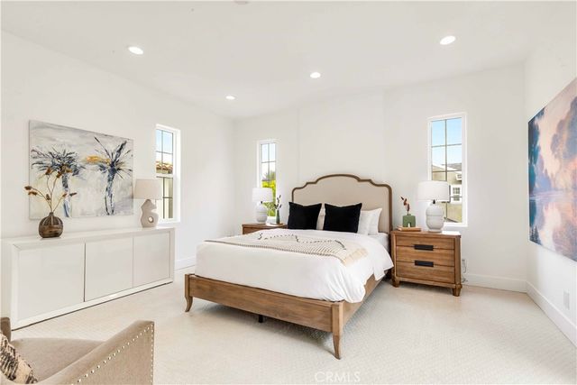 $6,600,000 | 15 Boardwalk, Newport Beach, CA 92660