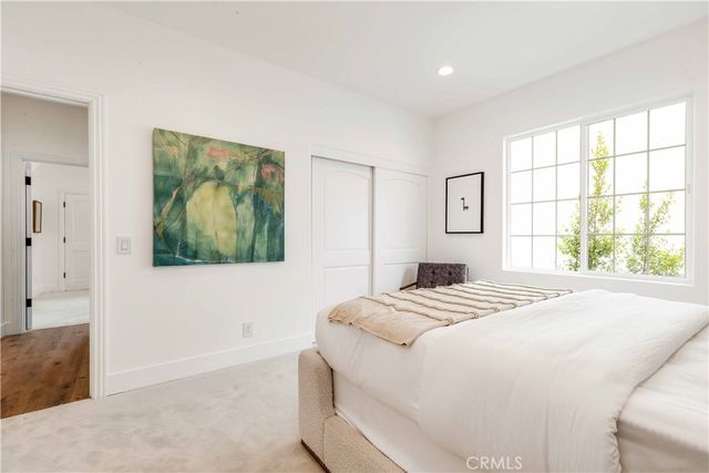 $6,600,000 | 15 Boardwalk, Newport Beach, CA 92660