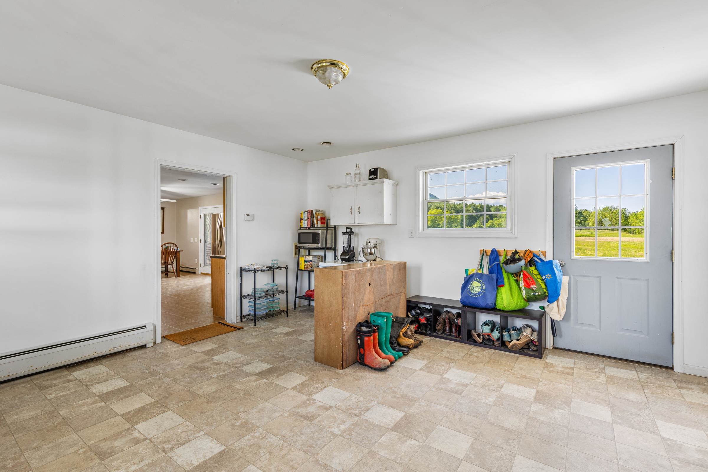 894 Mountain Road Monkton, VT 05443 - Photo 5 of 39