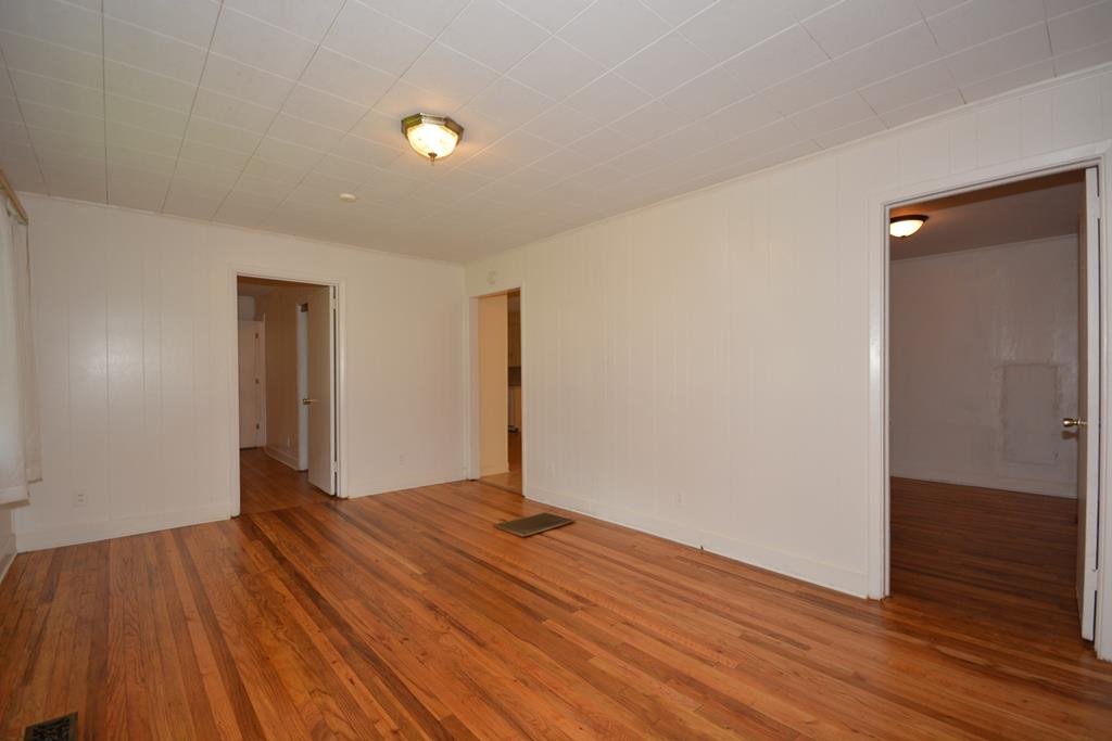 203 Old Evans Road Martinez, GA 30907 - Photo 25 of 33 Great room with beautiful floors
