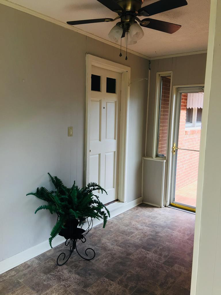 203 Old Evans Road Martinez, GA 30907 - Photo 28 of 33 Enclosed sunporch