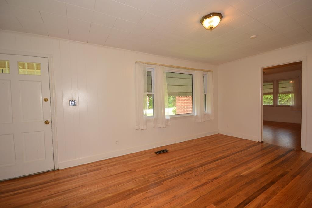 203 Old Evans Road Martinez, GA 30907 - Photo 7 of 33 Large living room