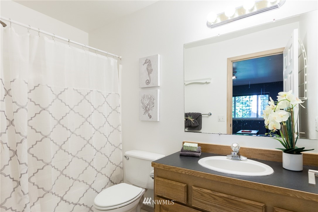 8461 Van Decar Road Southeast Port Orchard, WA 98367 - Photo 23 of 25 Gallery Image 23