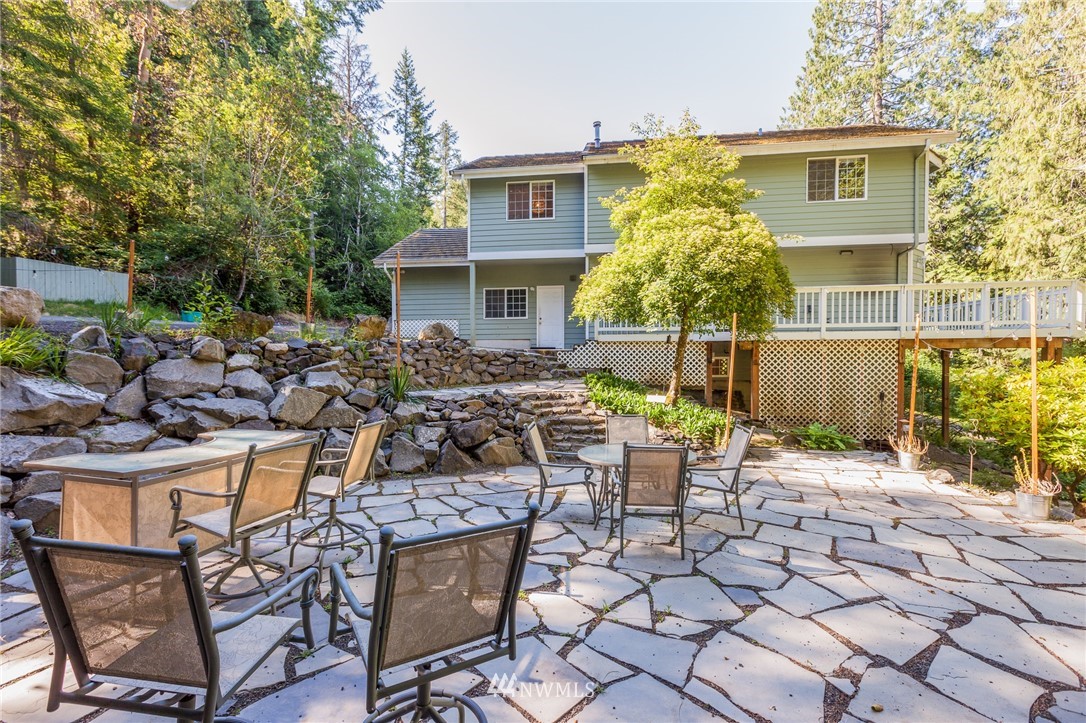 8461 Van Decar Road Southeast Port Orchard, WA 98367 - Photo 24 of 25 Gallery Image 24
