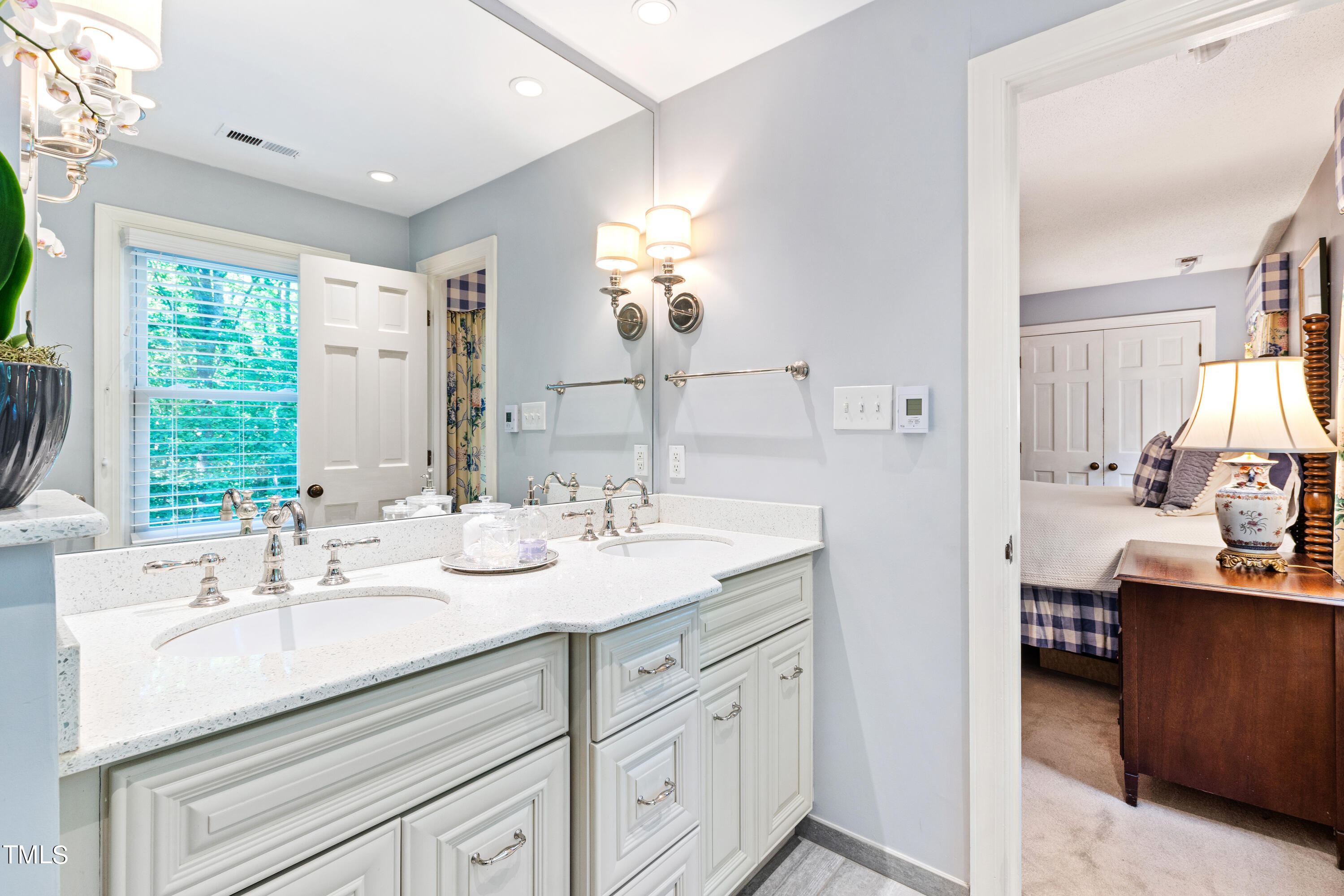 10212 Bushveld Lane Raleigh, NC 27613 - Photo 31 of 51 BAthroom 3