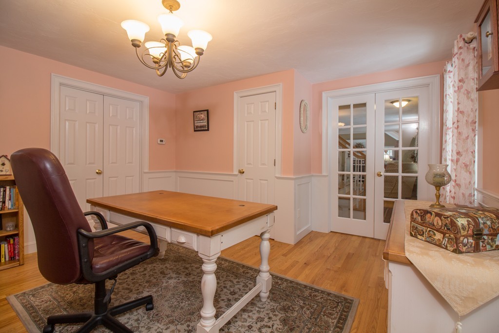 118 Mayflower Road Plympton, MA 02367 - Photo 9 of 30 Gallery Image 9