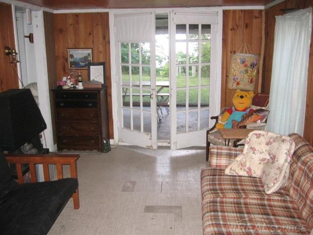 2875 Lakeshore Road Applegate, MI 48401 - Photo 12 of 28 Gallery Image 12