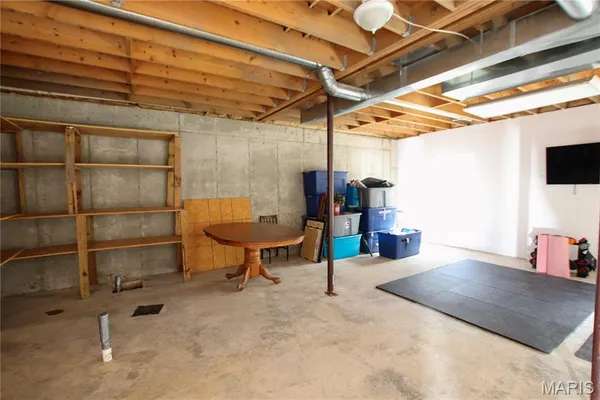 $430,000 | 5294 Farrell Road, Gerald, MO 63037