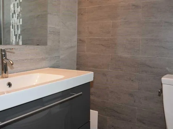 $1,975 | 201 North Ocean Boulevard, Unit 405, Pompano Beach, FL 33062