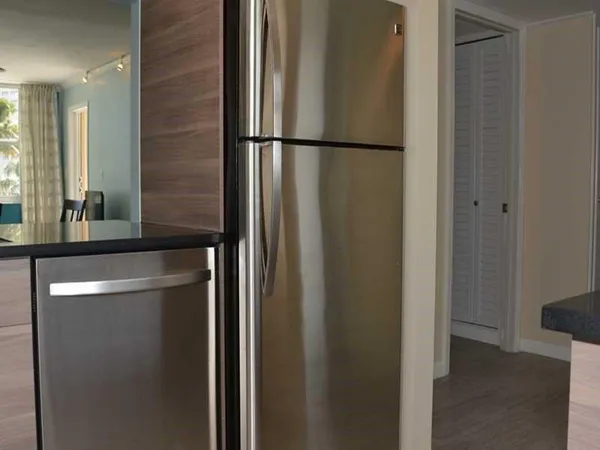 $1,975 | 201 North Ocean Boulevard, Unit 405, Pompano Beach, FL 33062