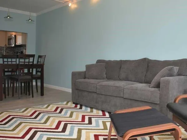 $1,975 | 201 North Ocean Boulevard, Unit 405, Pompano Beach, FL 33062