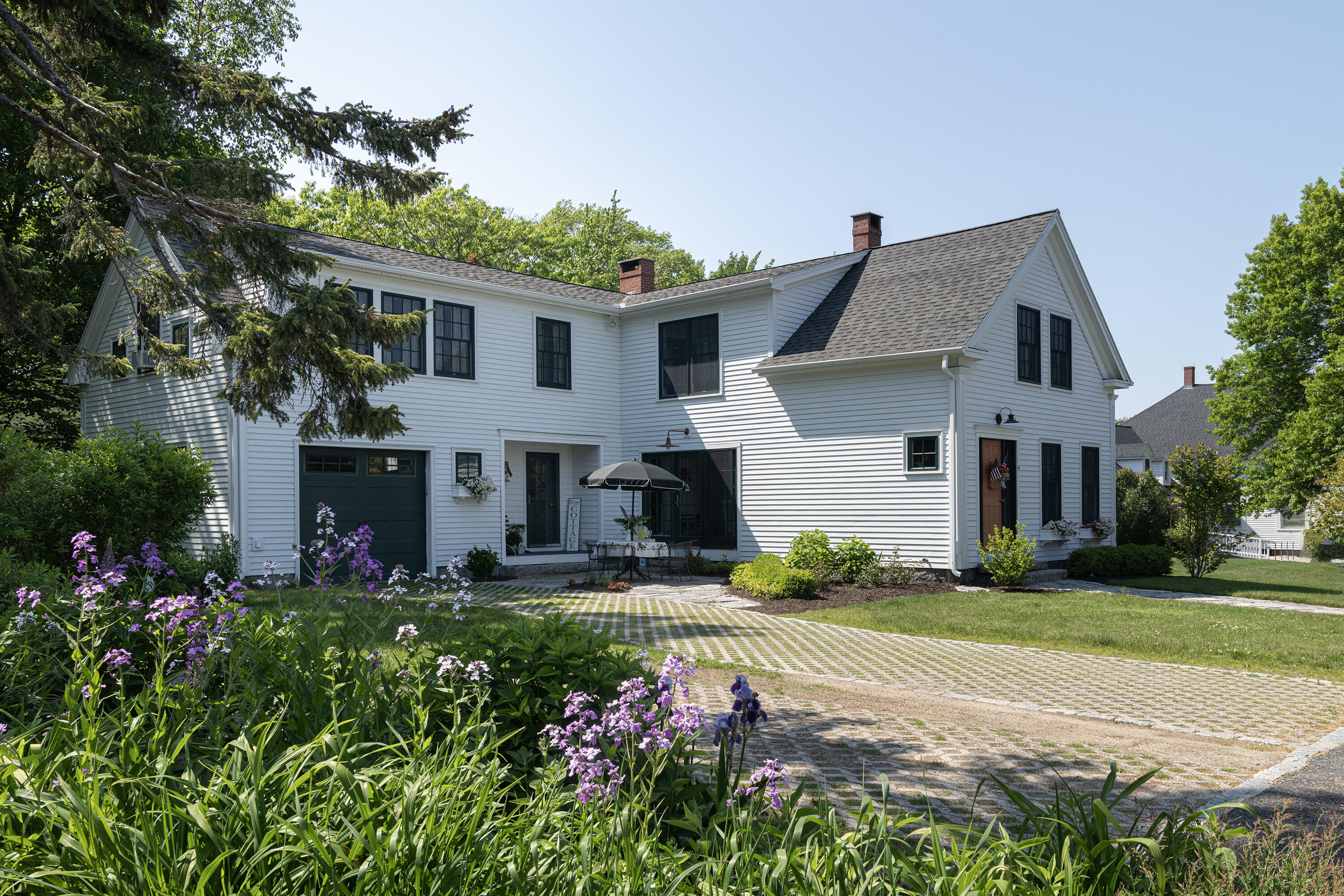 9 Langsford Road Kennebunkport, ME 04046 - Photo 2 of 49 02_9LangsfordRd_Booth