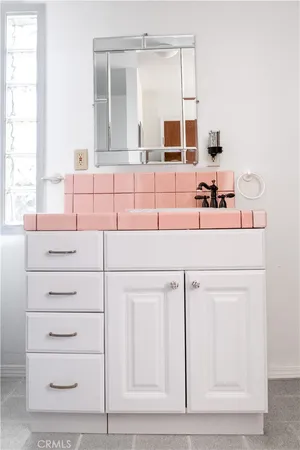 $3,250 | 2941 Piedmont Avenue, La Crescenta, CA 91214