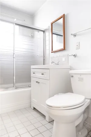 $3,250 | 2941 Piedmont Avenue, La Crescenta, CA 91214