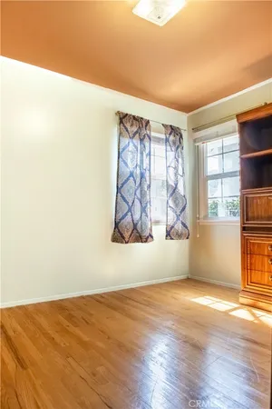 $3,250 | 2941 Piedmont Avenue, La Crescenta, CA 91214