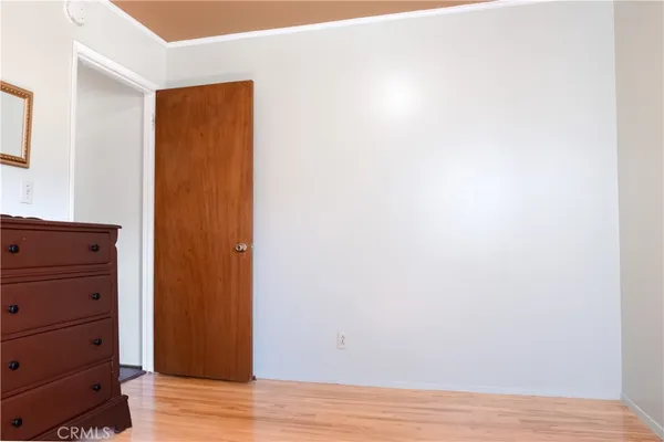 $3,250 | 2941 Piedmont Avenue, La Crescenta, CA 91214