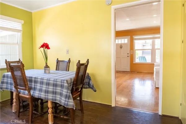 $3,250 | 2941 Piedmont Avenue, La Crescenta, CA 91214