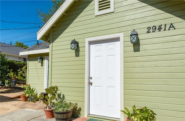 $3,250 | 2941 Piedmont Avenue, La Crescenta, CA 91214