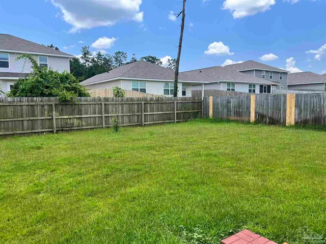 $2,220 | 5862 Blackhorse Circle, Pensacola, FL 32526