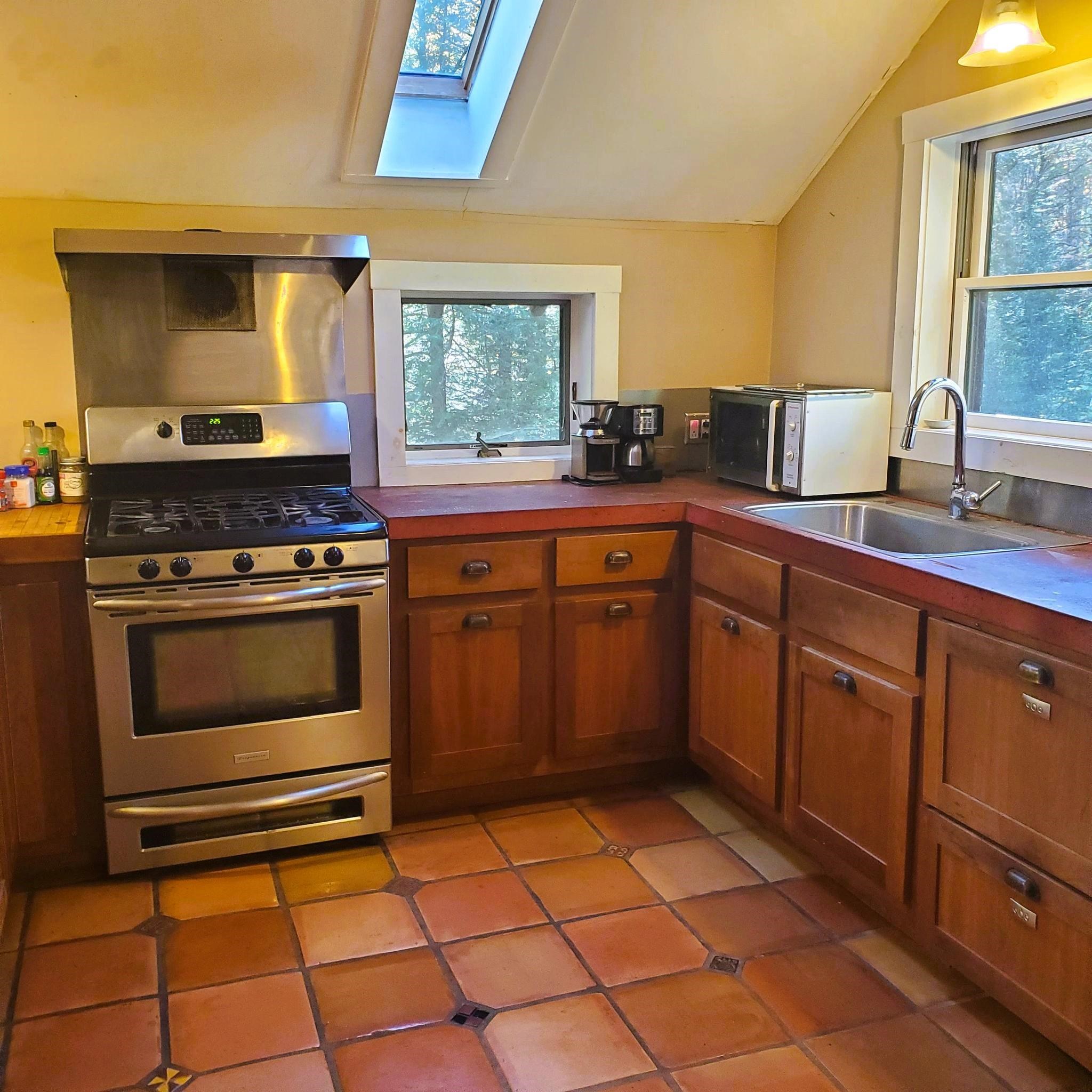 346 Akley Road Brattleboro, VT 05301 - Photo 19 of 34