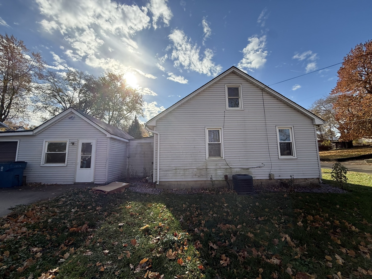 1104 Hemlock Avenue Dixon, IL 61021 - Photo 6 of 19 a view of a house with a yard