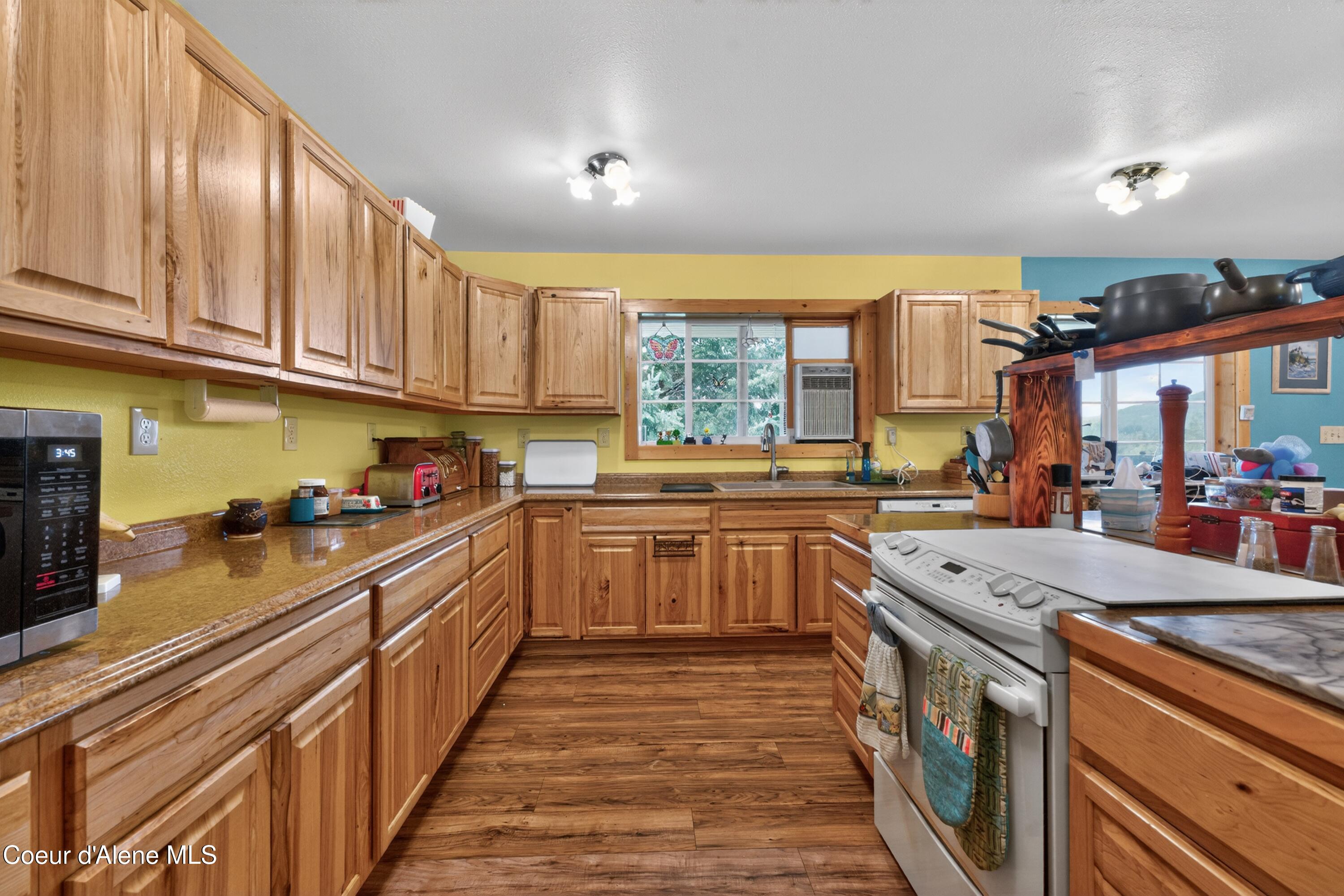 1025 Old Priest River Road Priest River, ID 83856 - Photo 21 of 33 20_1025_Old_Priest_River_Rd-Kitchen-2982