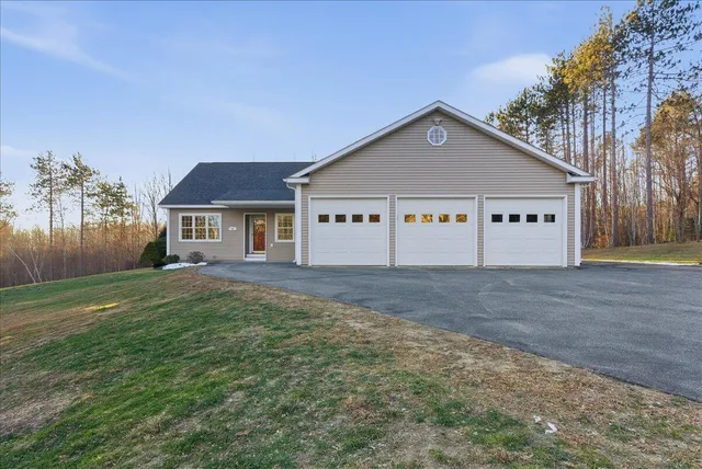 $375,000 | 81 Crescent Street, Skowhegan, ME 04976