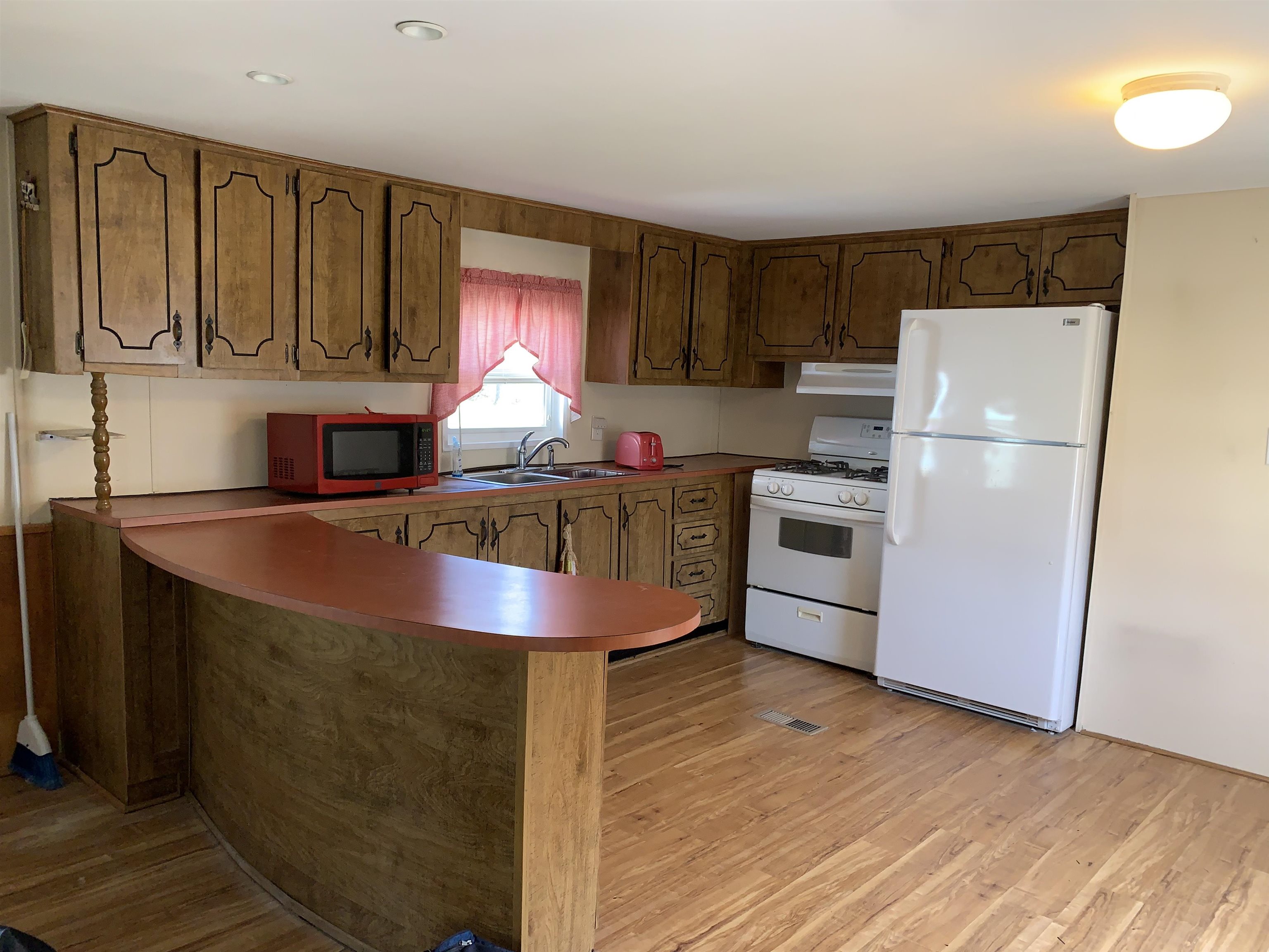23 Country Lane Rochester, NH 03867 - Photo 3 of 18 Gallery Image 3