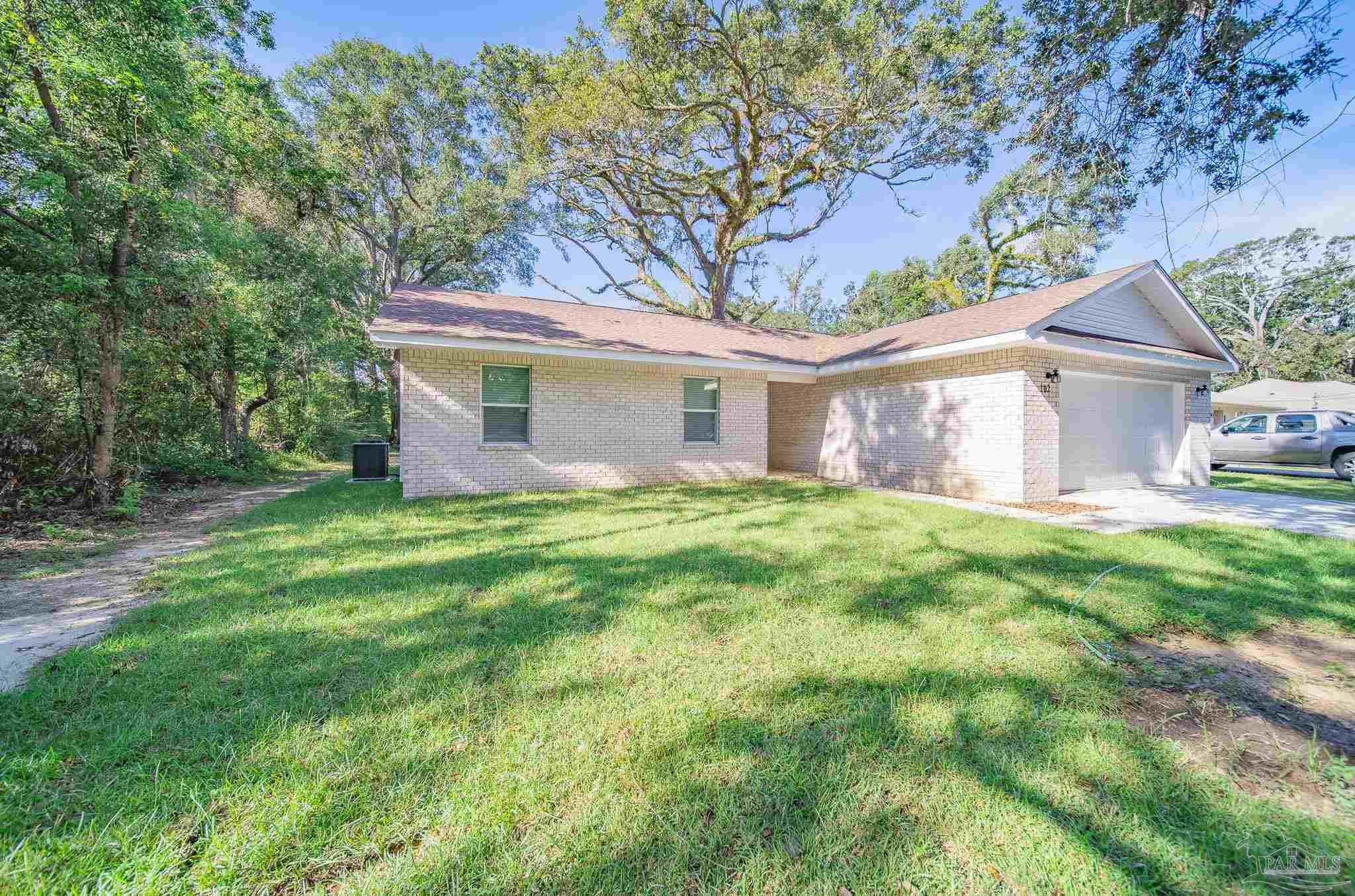 102 Dodge Drive Pensacola, FL 32503 - Photo 2 of 25