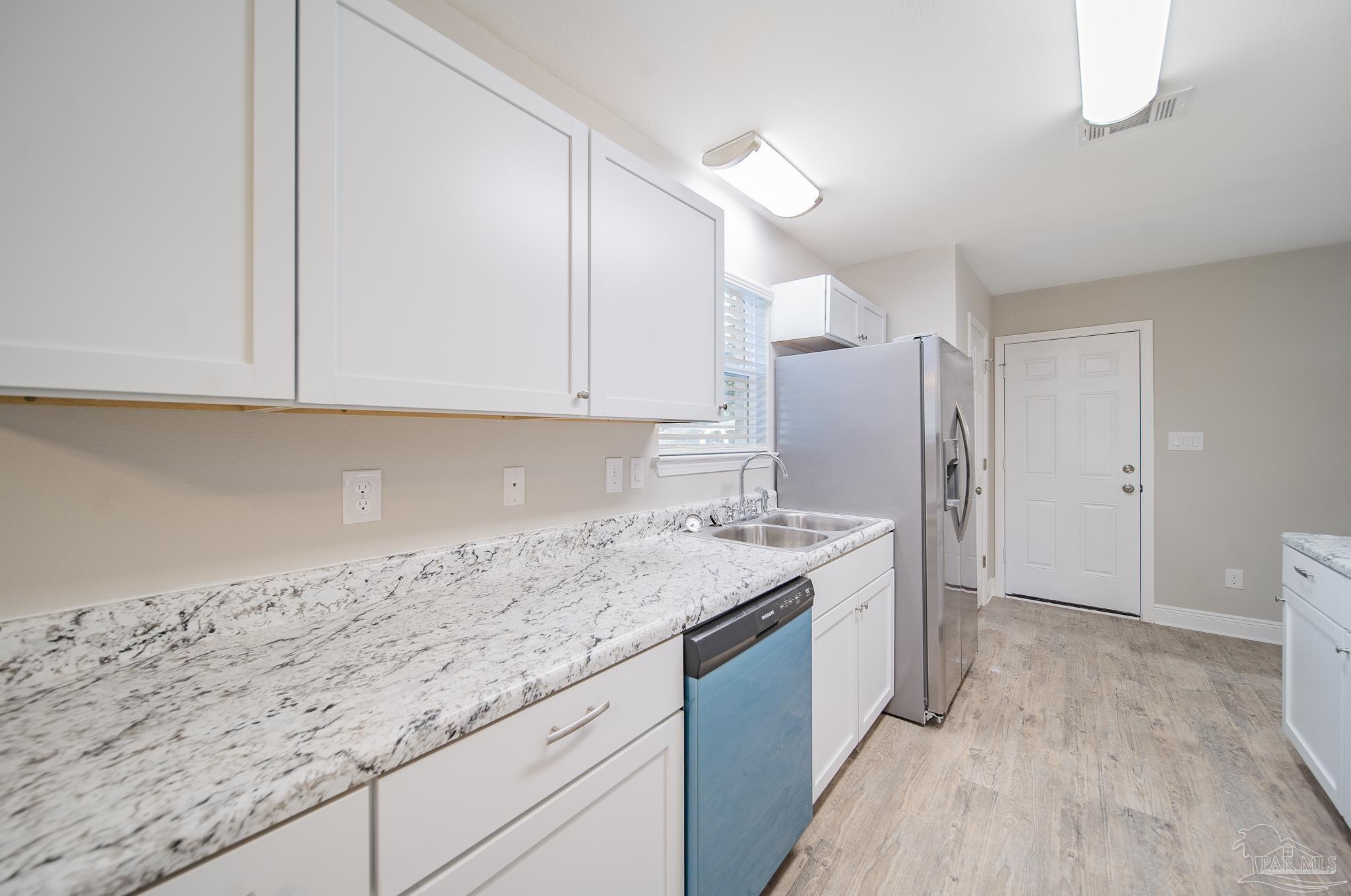 102 Dodge Drive Pensacola, FL 32503 - Photo 8 of 25