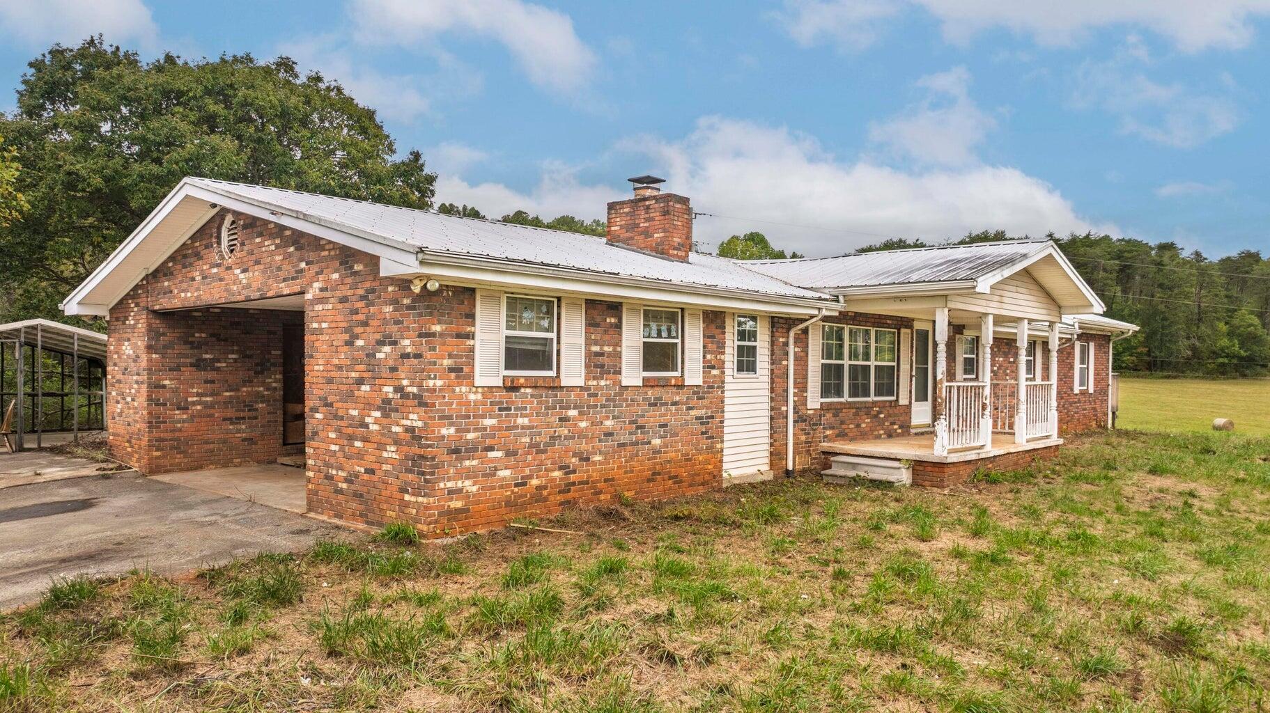 299 Anderson Road Sweetwater, TN 37874 - Photo 28 of 34 Front of House