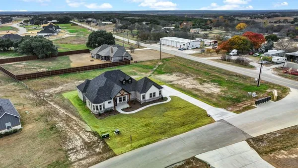 $565,000 | 1000 Elevation Trail, Weatherford, TX 76087