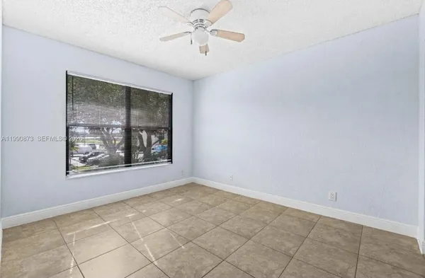 $1,870 | 1495 Lake Crystal Drive, Unit H, West Palm Beach, FL 33411