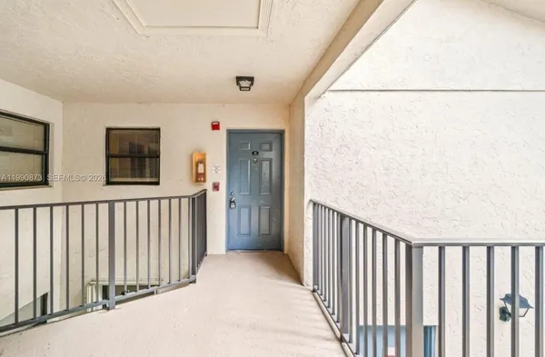 $1,870 | 1495 Lake Crystal Drive, Unit H, West Palm Beach, FL 33411