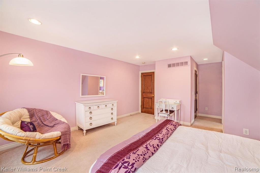 4929 Crestone Way Rochester, MI 48306 - Photo 37 of 59