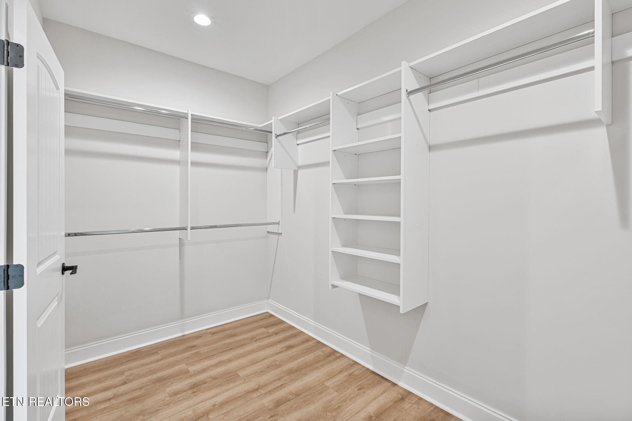 129 Ogana Way Loudon, TN 37774 - Photo 24 of 36 13-web-or-mls-DSC09437