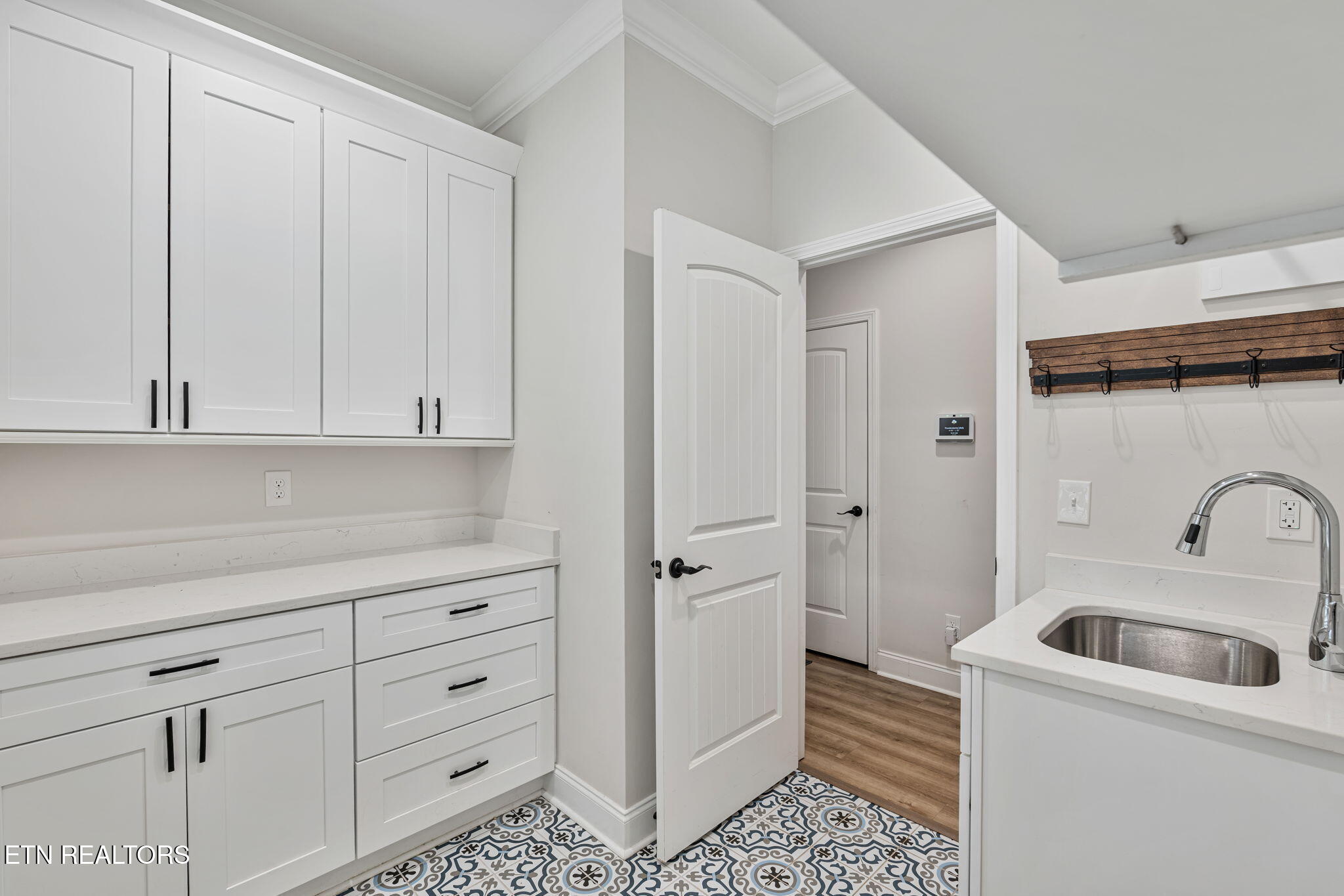 129 Ogana Way Loudon, TN 37774 - Photo 26 of 36 15-web-or-mls-DSC09449