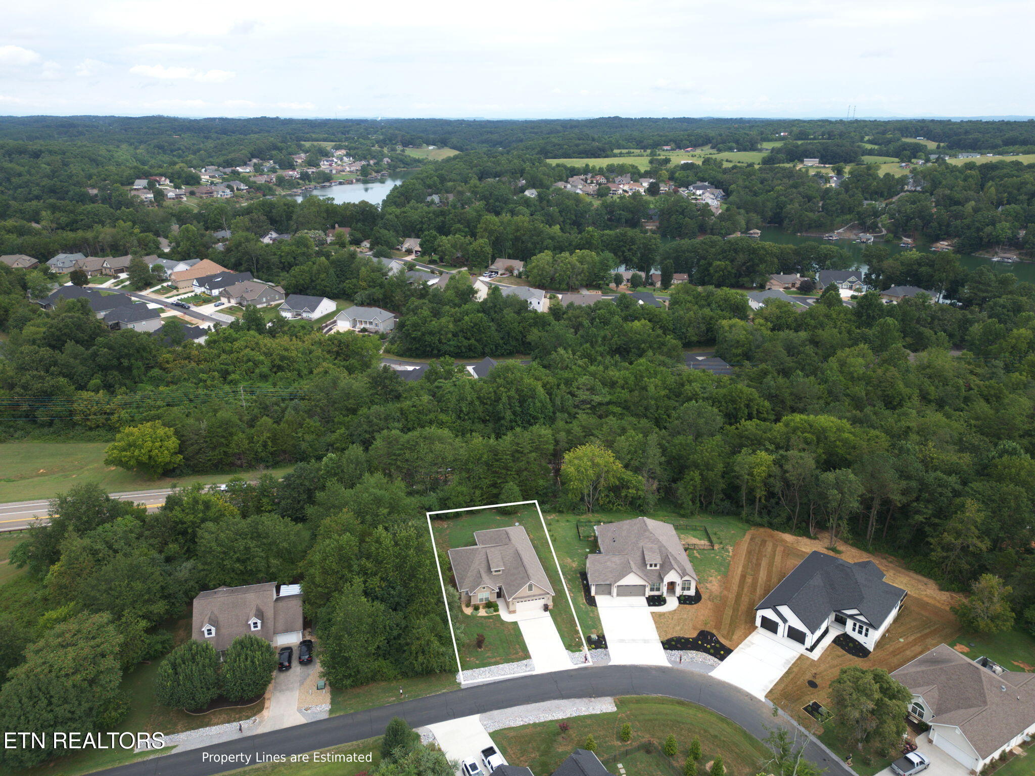 129 Ogana Way Loudon, TN 37774 - Photo 36 of 36 32-web-or-mls-Aerial 2