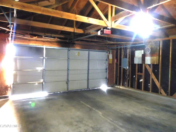 $2,100 | 20321 88th Street, California City, CA 93505