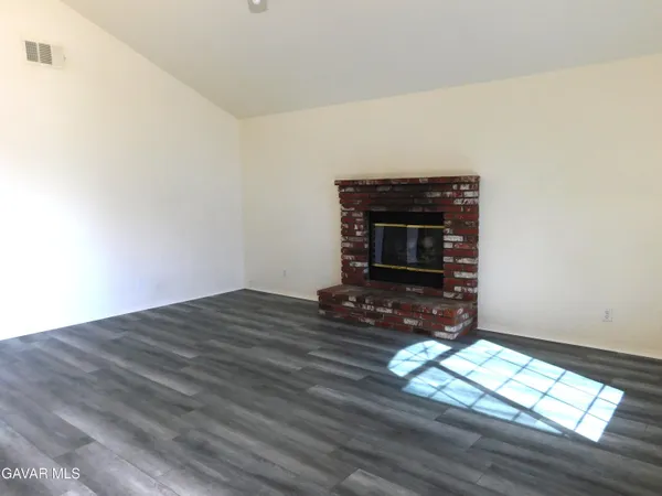 $2,100 | 20321 88th Street, California City, CA 93505