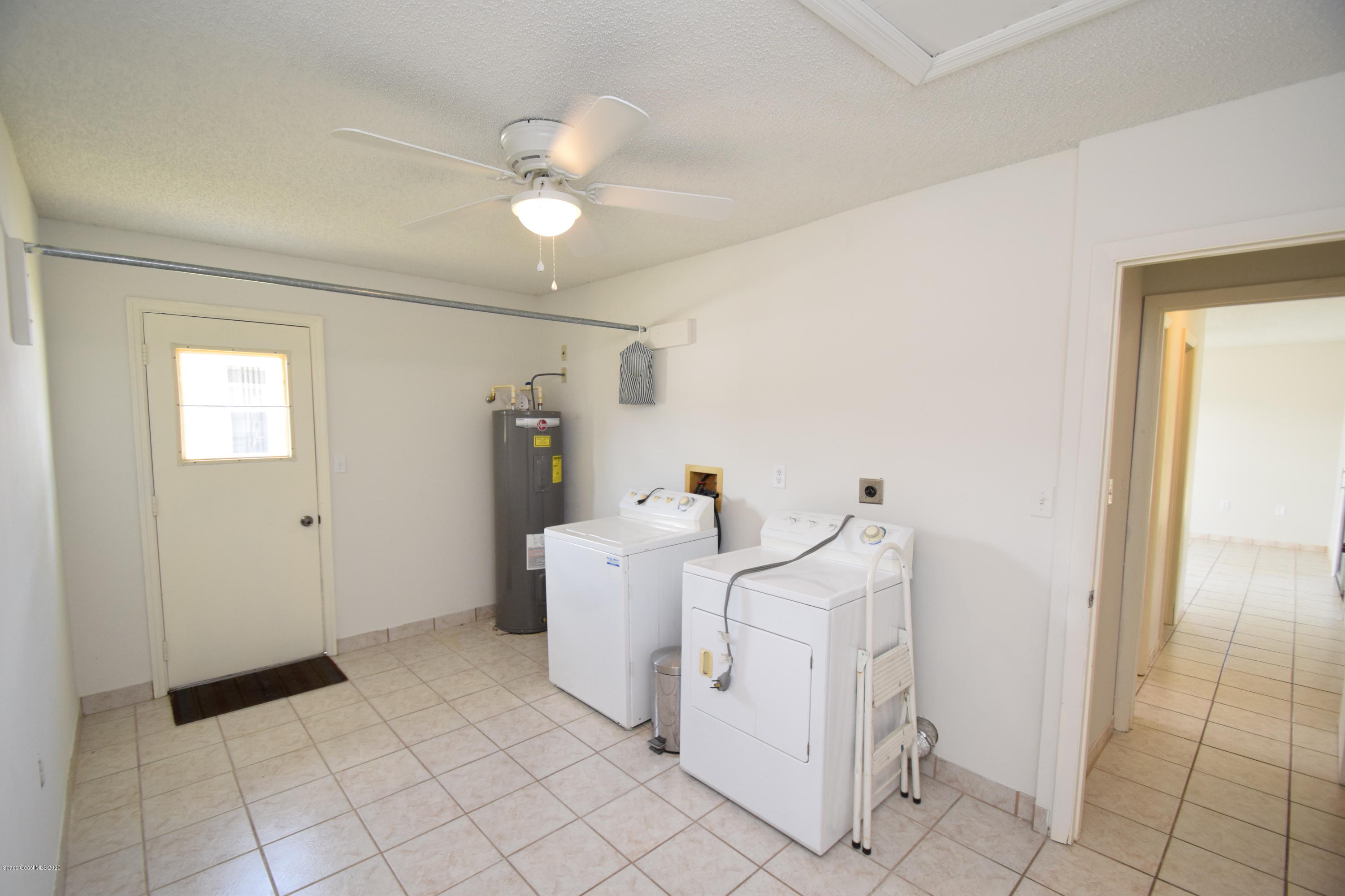 753 George Street Sebastian, FL 32958 - Photo 33 of 54 Indoor laundry room