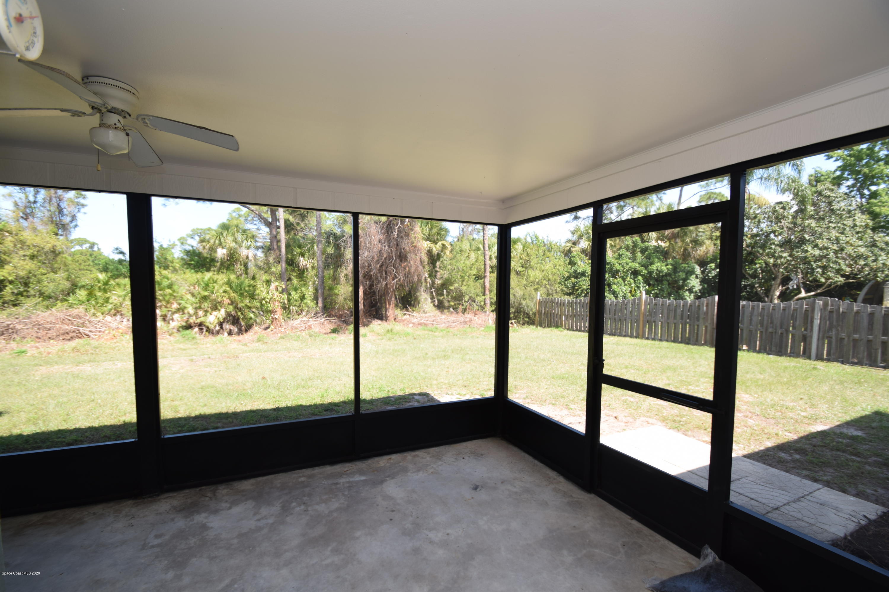 753 George Street Sebastian, FL 32958 - Photo 47 of 54 Backporch