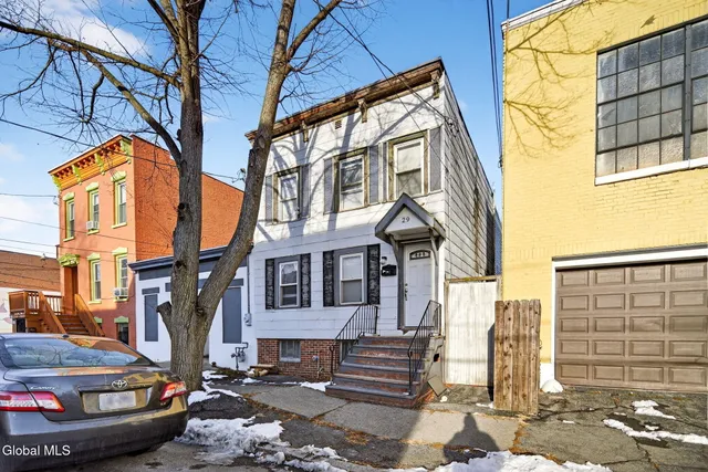 $159,900 | 29 Bradford Street, Albany, NY 12206
