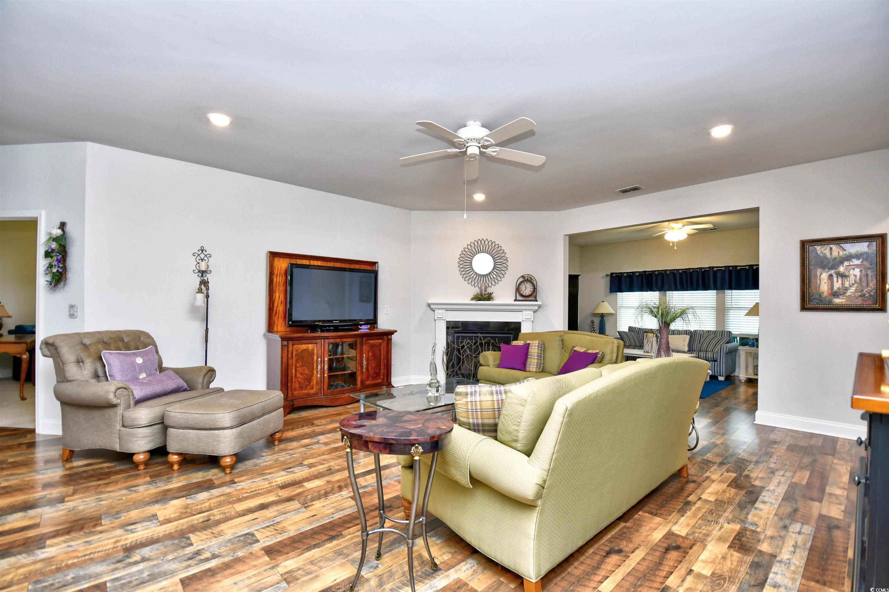 437 Oaklanding Lane Murrells Inlet, SC 29576 - Photo 9 of 40 Gallery Image 9