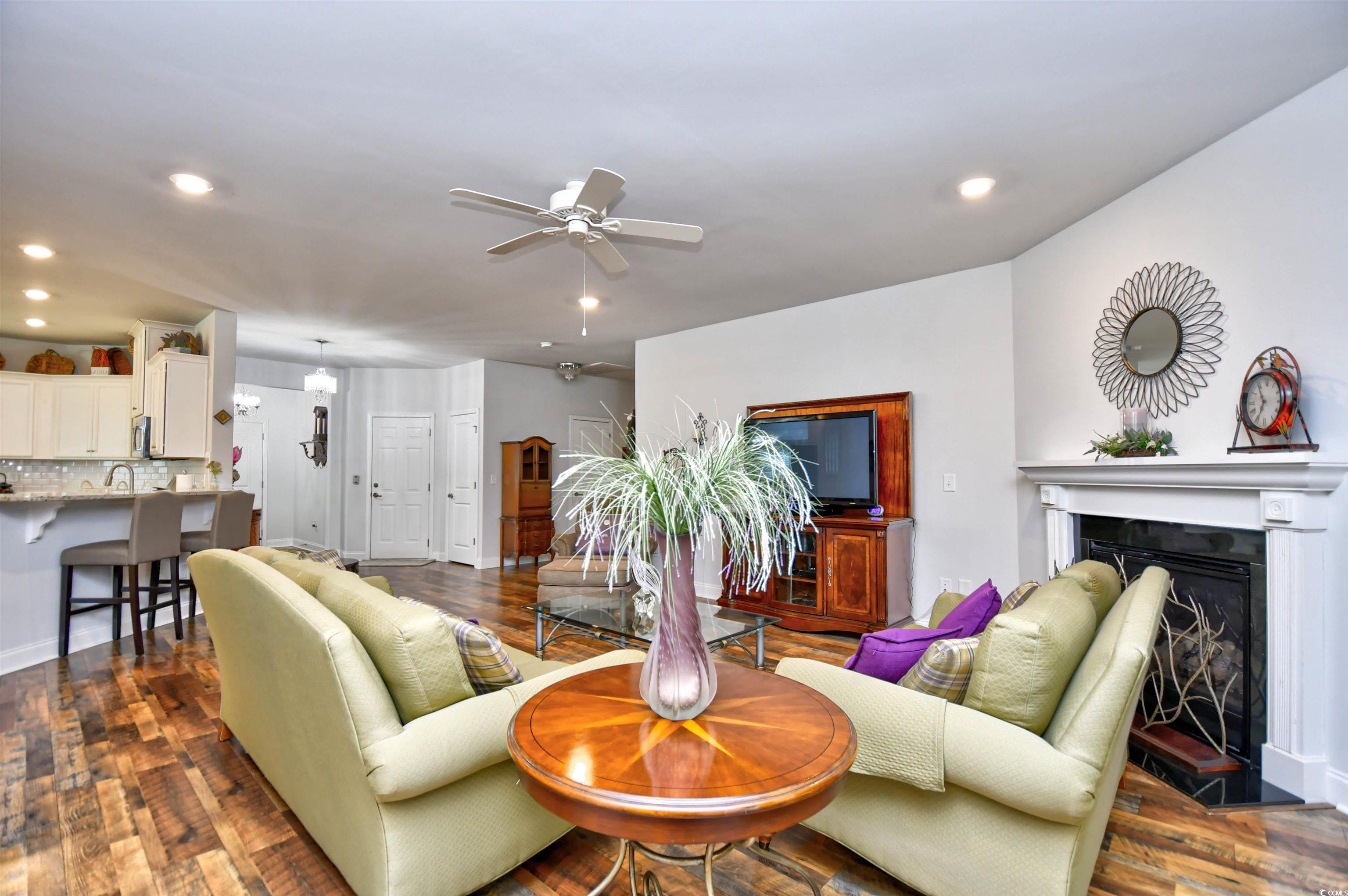 437 Oaklanding Lane Murrells Inlet, SC 29576 - Photo 10 of 40 Gallery Image 10
