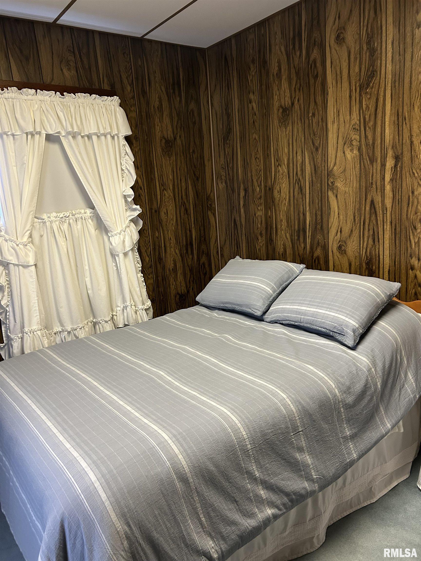 205 South Pine Street Stonington, IL 62567 - Photo 10 of 22